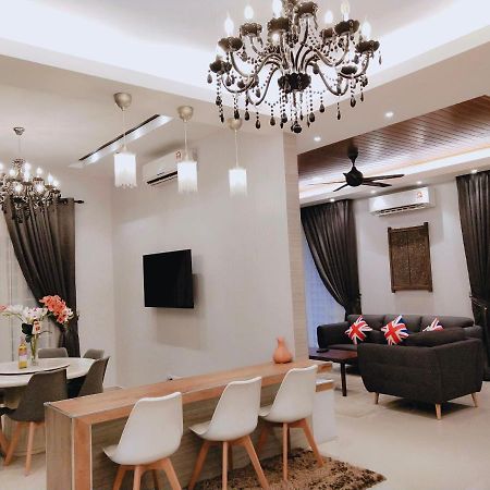 Sea Lion Kuala Selangor Semi-Detached Homestay מראה חיצוני תמונה